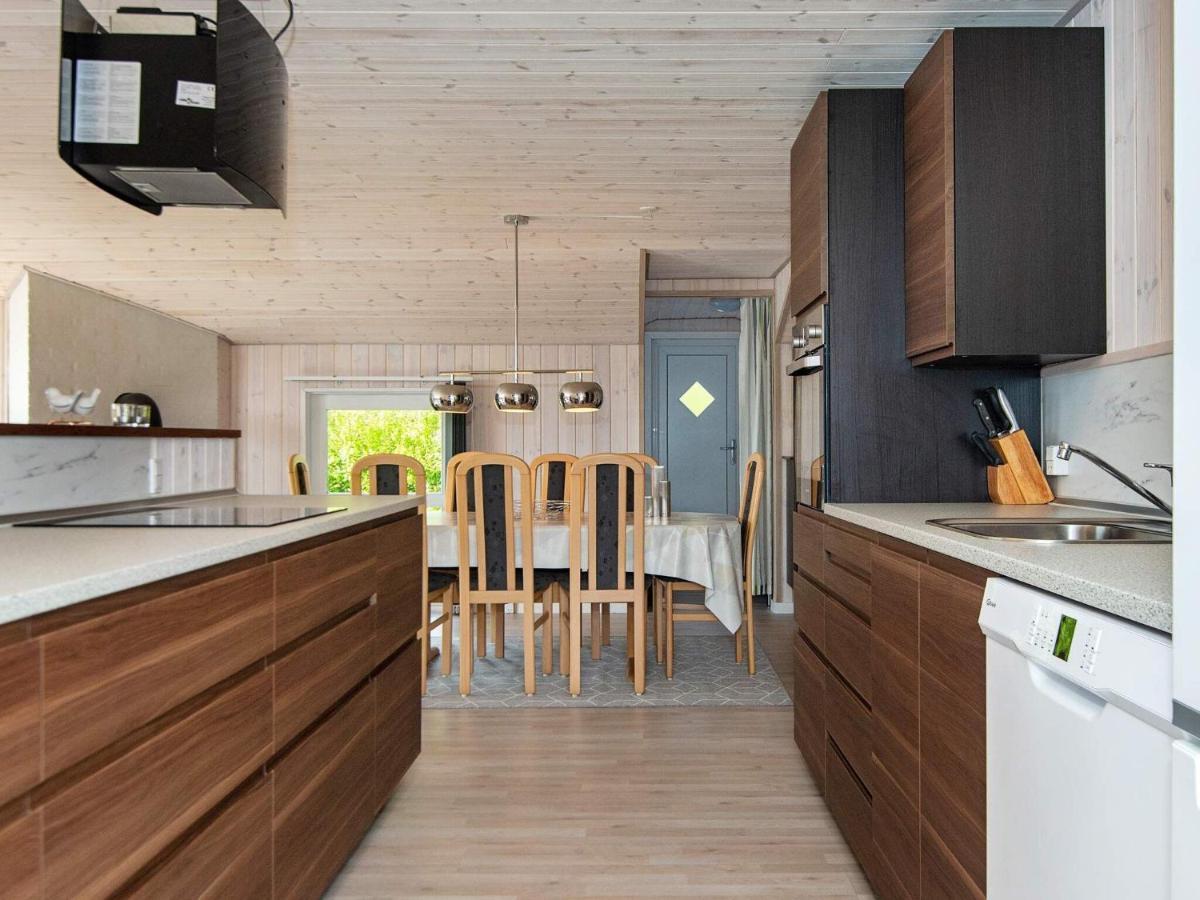 8 Person Holiday Home In Hejls Exterior foto